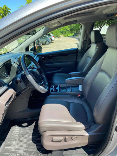Imagen 9 de 14 de Honda Odyssey 3.5 Touring