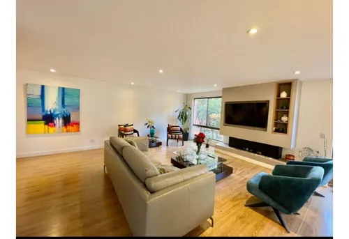 Vendo Santa Paula 200m2 3hab 4°piso Ext 2balcones Cbs 3parq