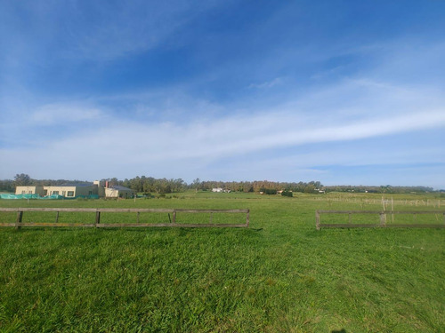 Excelente Terreno En Venta, Barrio Quebradas, Villa Rural