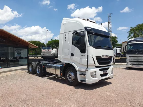 Caminhao Iveco usado à venda