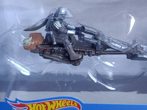 Imagen 3 de 5 de Mandalorian Hotwheels Pack Star Wars Mando Grogu Yoda Autos