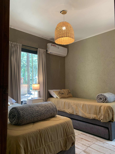 Casa En Alquiler En Bosque De Costa Esmeralda. Pinamar