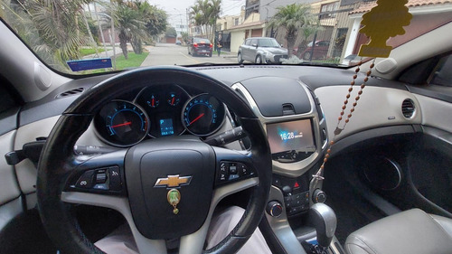 Imagen 10 de 15 de Chevrolet Cruze