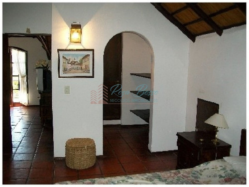 Casa En Rincã³n Del Indio, 6 Dormitorios *- Ref: 3724