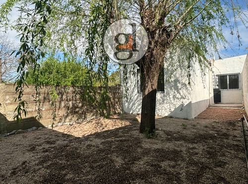 Moderna Casa A Estrenar En San José, Totalmente Remodelada.