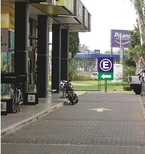 Local Acceso Oeste Pres. Perón 9400 Parque Leloir