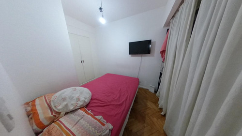 Monoambiente Subdividido En Av. Cordoba 1300 - Capital Federal