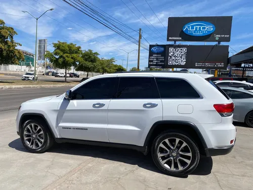 Jeep Grand Cherokee 5.7 Limited Lujo 4x4 At