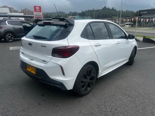 Chevrolet Onix 1.0T Rs Mt