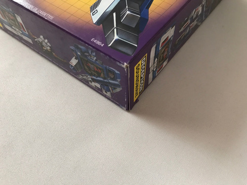 Soundwave Transformers G1 Walmart Reissue 2018 Hasbro (Usado)