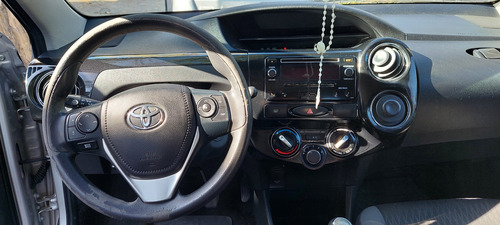 Toyota Etios 1.5 Xs