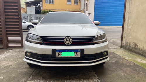 Volkswagen Jetta 2.0 Comfortline Flex Aut 4p