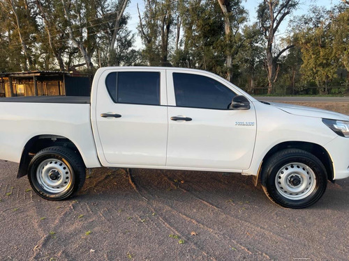 Toyota Hilux 2.4 Cd Dx 150cv 4x2