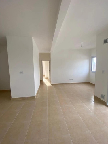 Departamento En Venta 3amb Paso Del Rey Con Cochera