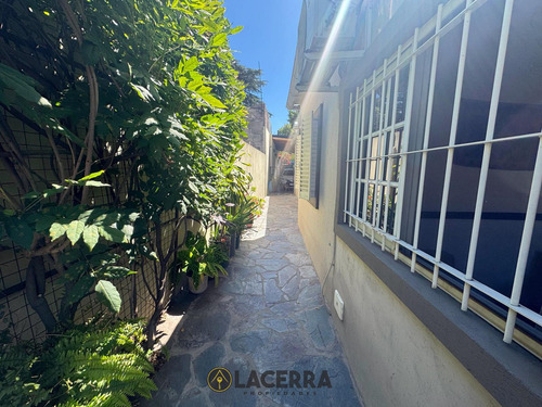 Casa 3 Amb Con Cochera En Villa Ballester
