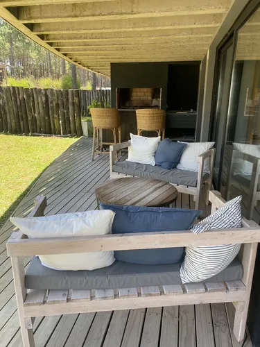 Dueño Alquila. Los Pinos North. Dpto 2 Amb Super Equipado Con Jardin Y Parrilla Privada. Complejo Cuenta Con Pileta Exterior Con Solarium, Pileta Climatizada, Gimnasio Y Cochera Cubierta En Subsuelo.