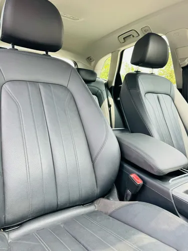 Audi Q5 2.0 L T Select Dsg