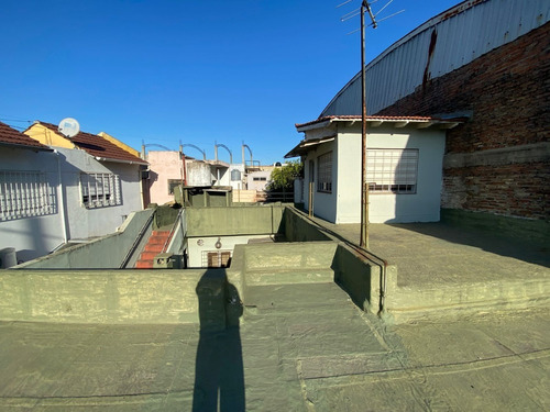 Imagen 18 de 18 de Casa 4 Amb En Venta En Lanus Oeste (110)