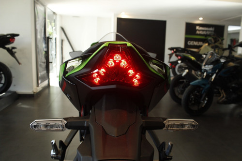 Imagen 9 de 15 de Kawasaki Ninja Zx10 R 2023 - En Stock- Tomamos Tu Usado