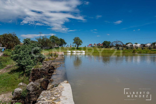Terreno En Venta En Manantiales De Nopala, Nopala, Hidalgo.