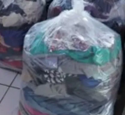 comprar Lote Roupas 25 Peças Usadas Para Bazar E Brechó