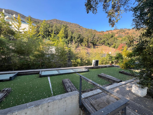 Arriendo De Moderna Casa Con Grandiosa Vista A La Ciudad