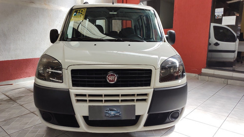 Imagem 2 de 10 de Fiat Doblo