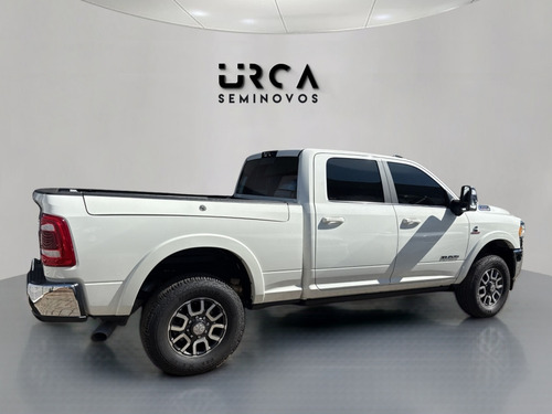 RAM 3500 6.7 I6 TURBO DIESEL LIMITED LONGHORN CD 4X4 AUTOMÁTICO