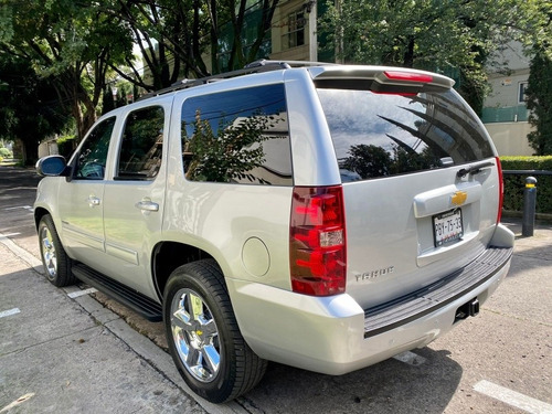 Imagen 7 de 14 de Chevrolet Tahoe 5.3 Lt V8 . 2da./cubo At 2014