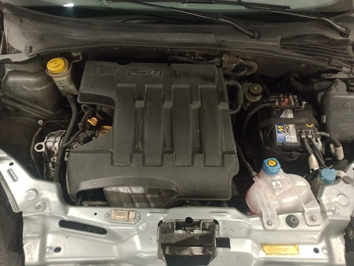 Fiat Punto 1.4 Attractive C/radio Integrada