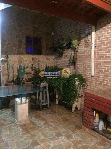 Casa Em Mongaguá Com Fogão A Lenha . - V6851
