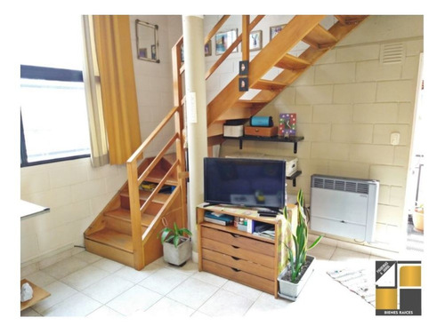 Imagen 5 de 14 de Departamento En Venta En Valentin Alsina