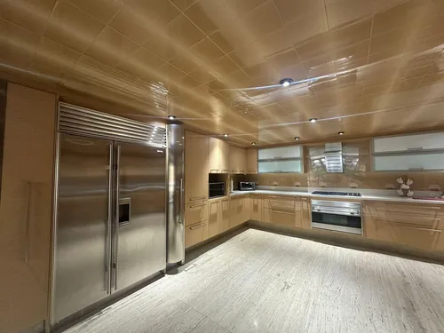 En Venta Lujosa E Iluminada Residencia, Localizada En Circuito Novelistas, Satélite.