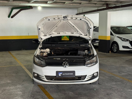 Volkswagen Fox 1.6 MSI TOTAL FLEX CONNECT 4P MANUAL