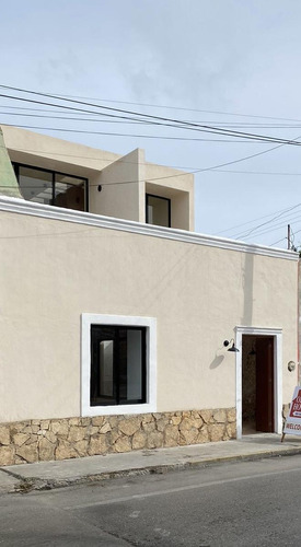 Casa En Merida Centro, Merida Uno, Parque De San Sebastian, Lista Para Entrega.