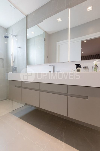 Cobertura Mobiliada, Com 4 Suítes E 8 Vagas Em Balneário Cambroiú! - 5419_1