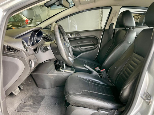 Ford Fiesta Sedan 1.6 16v Titanium Flex Powershift 4p