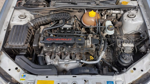 Imagen 6 de 13 de Chevrolet Classic 2014 1.4 Ls Abs Airbag