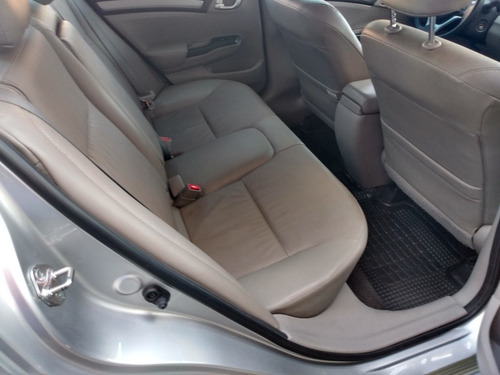 Imagen 9 de 15 de Honda Civic 1.8 Exs At 140cv 2014