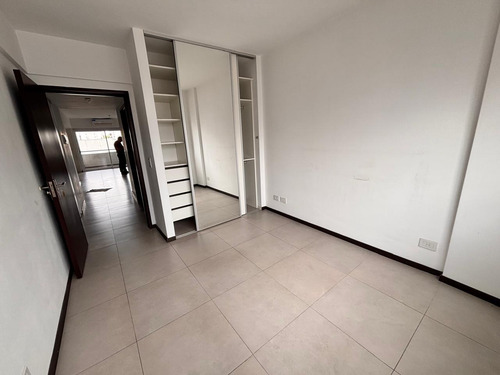 Venta Departamento 2 Ambientes Con Cochera Y Baulera En Boedo