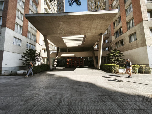 Acogedor Departamento 2d 2b A Pasos Metro Moneda