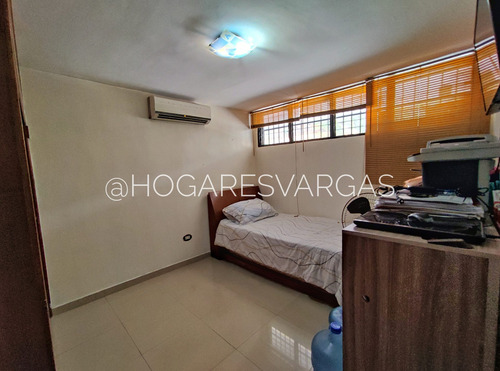 Imagen 9 de 21 de En Venta Apartamento En La Llanada / 0414-3907836