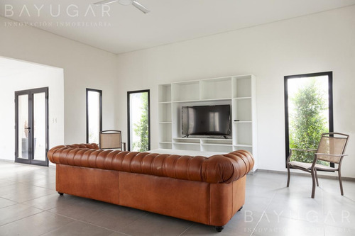 Imagen 21 de 30 de Departamento Con Jardín Entrega Inmediata - La Cañada Village Ii - Bayugar Negocios Inmobiliarios