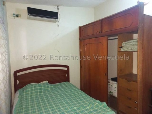 Imagen 12 de 30 de Gustavo Zavala Rentahouse 22-28217