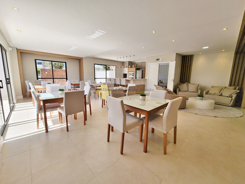 Imagem 15 de 17 de Apartamento Com 2 Dormitórios À Venda Com 100m² Por R$ 479.900,00 No Bairro Bacacheri - Curitiba / Pr - 717
