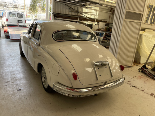 Jaguar Mk I 1959 Reconstruido