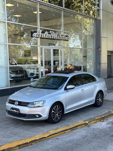 Volkswagen Vento 2.0 Sportline Tsi 200cv Dsg