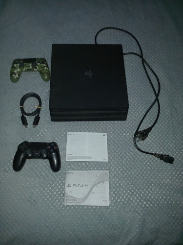 Ps4 Pro 1 Tb Jet Black + Joystick Original Usada Excelente ! Negro (Usado)