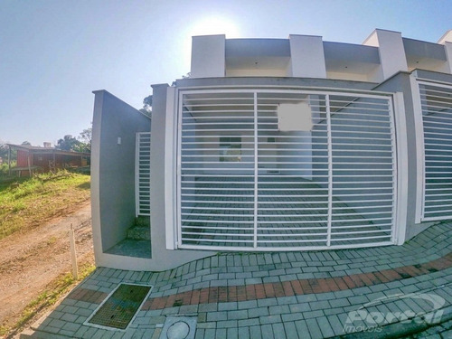 Sobrado 3 Dormitórios Sendo 1 Suíte, Sala, Cozinha, Área De Serviço, Lavabo, Bwc Social, Excelente Padrão De Acabamento, Área Privilegiada Da Cidade, 5 Minutos Do Centro! - 3576574v