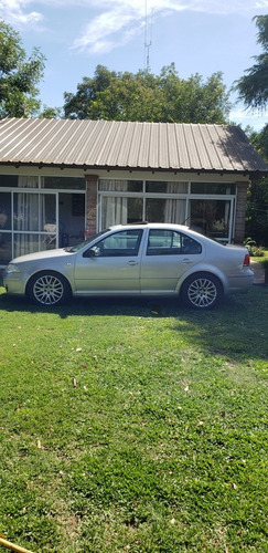 Volkswagen Bora 1.8 Highline T 180cv 2009